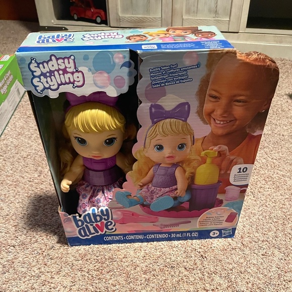 Baby Alive Sudsy Styling doll with accessories. For ages 3+. - Picture 1 of 1